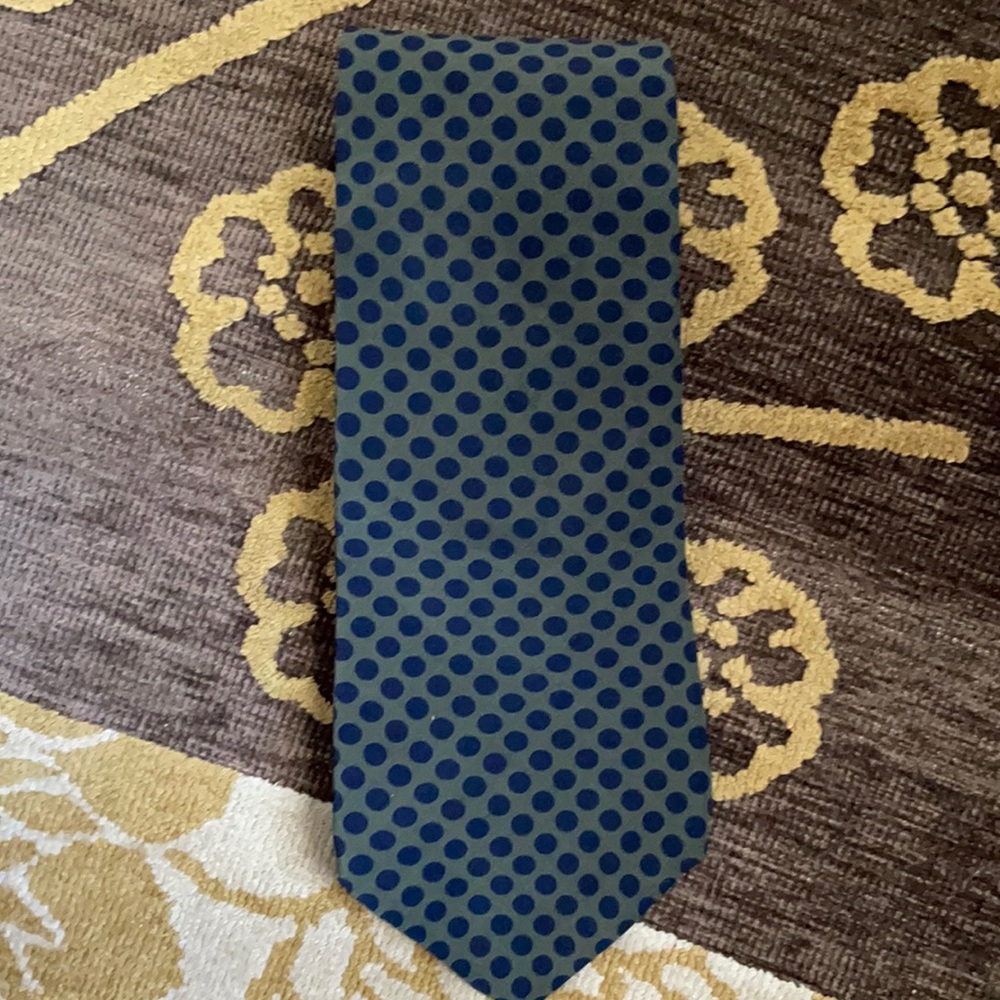 Vintage Mario Valentino polka dot tie